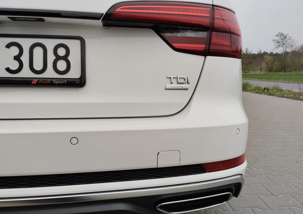 Audi A4 cena 82000 przebieg: 175000, rok produkcji 2017 z Krzyż Wielkopolski małe 352